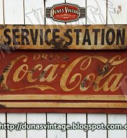 Coca-Cola Service Station, Duna´s Vintage.
