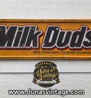 Cartel de Madera Milk Duds Chocolate.