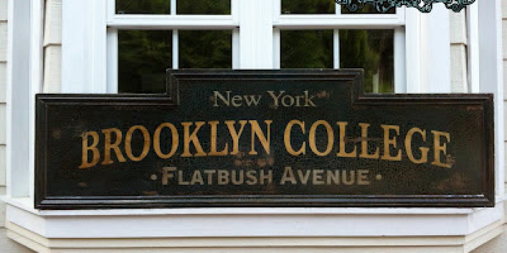 BROOKLYN COLLEGE, FOR SALE 400€