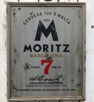 Cartel de Madera Moritz 7 Barcelona