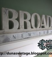 BROADWAY LETTERING, Duna´s Vintage.