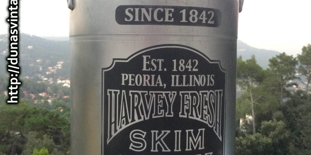 Lecheras HARVEY FRESH, Duna´s Vintage. For Sale 250€