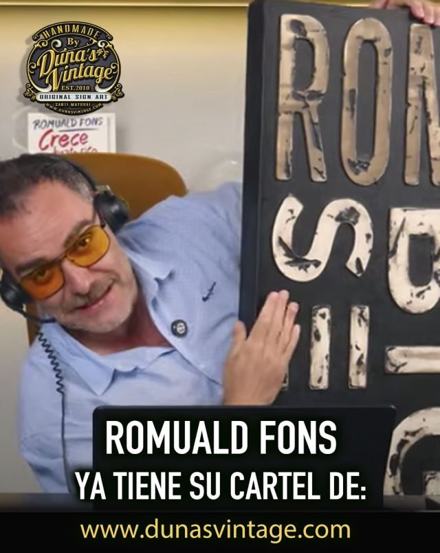 ¡Así luce el cartel de Duna’s Vintage en manos de Romual Fons!