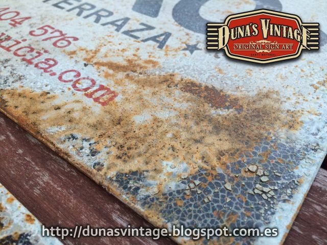 Carteles en chapa El Kiosko (Madrid) Duna´s Vintage.