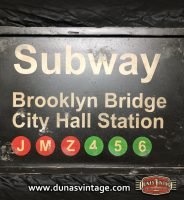 Cartel de Madera Subway Brooklyn Bridge.