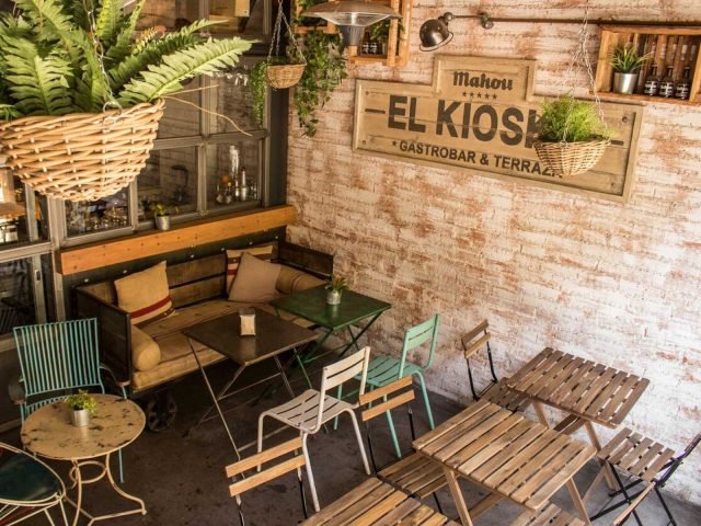 EL KIOSKO RESTAURANT, Duna´s Vintage.