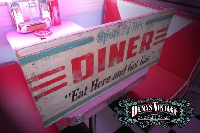 DINER 24 Hrs, Duna´s Vintage.