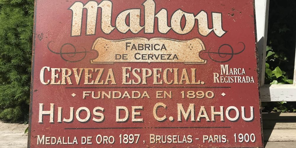 Chapa Metálica Mahou tamaño 75x52cm