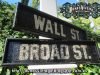 CARTELES WALL ST. and BROAD ST.
