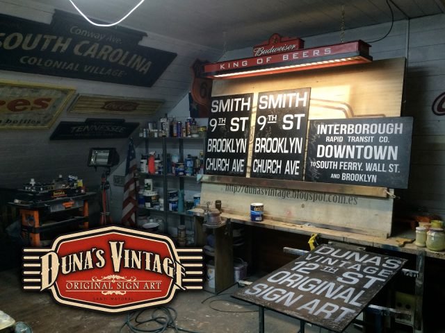 PLACA SMITH 9TH & BROOKLYN, Duna´s Vintage.