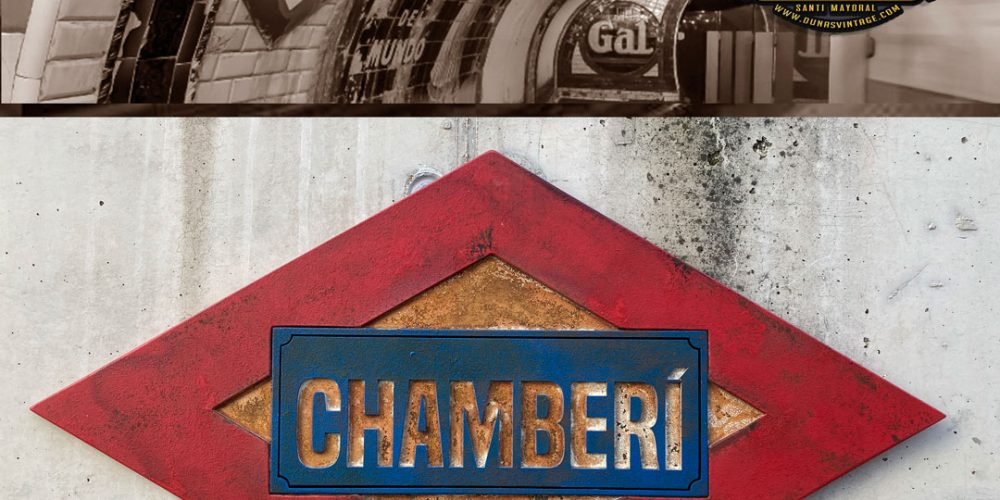 Placa de Madera estación de Metro Chamberí Madrid.