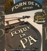 Cartel tipo escudo a dos caras CAL FORNER FORN DE PA.