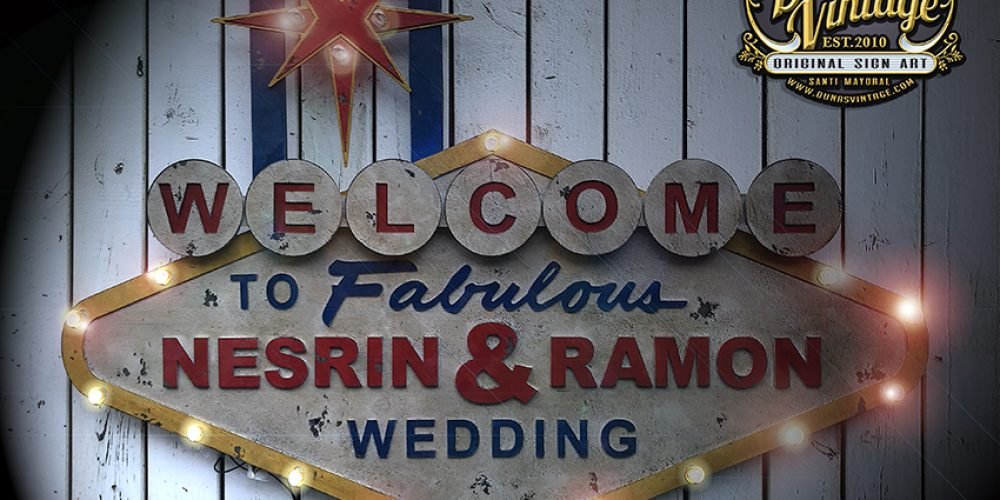 Cartel de Madera Luminoso Welcome NESRIN & RAMON