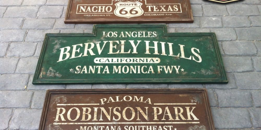Carteles Bervely Hills, Route 66, Robinson Park. Duna´s Vintage. (Cantabria)