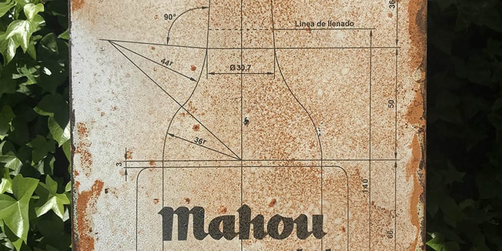 Chapa Metálica Mahou tamaño 35x50cm
