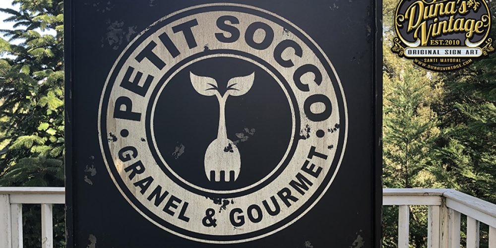 Cartel de Madera PETIT SOCCO (Asturias)