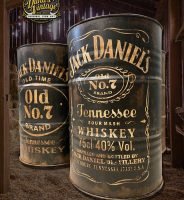 ¡AUTÉNTICOS BIDONES JACK DANIEL’S PERSONALIZADOS!