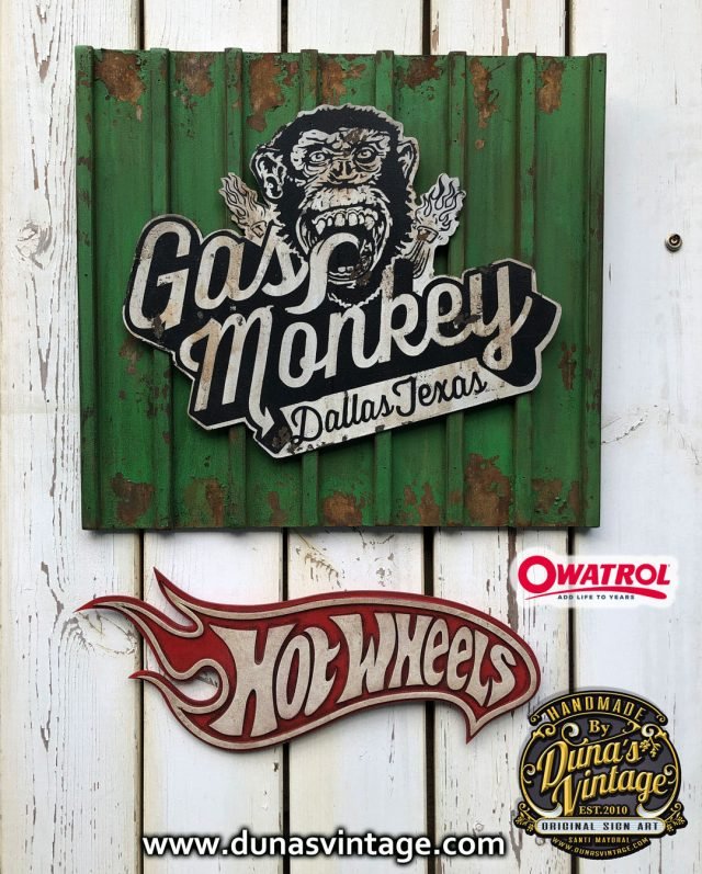Mini Carteles de Madera Gas Monkey & Hot Wheels.