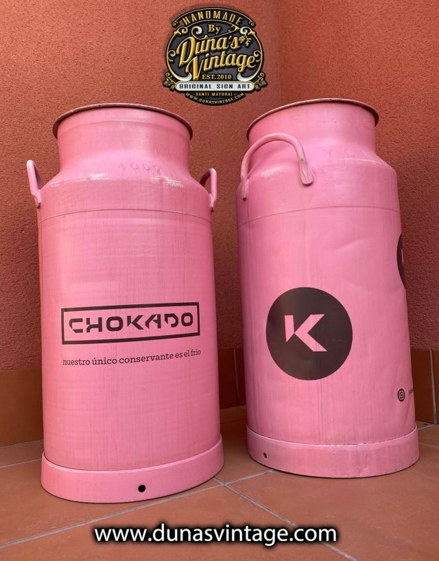 Lecheras personalizadas de 40L. CHOKADO