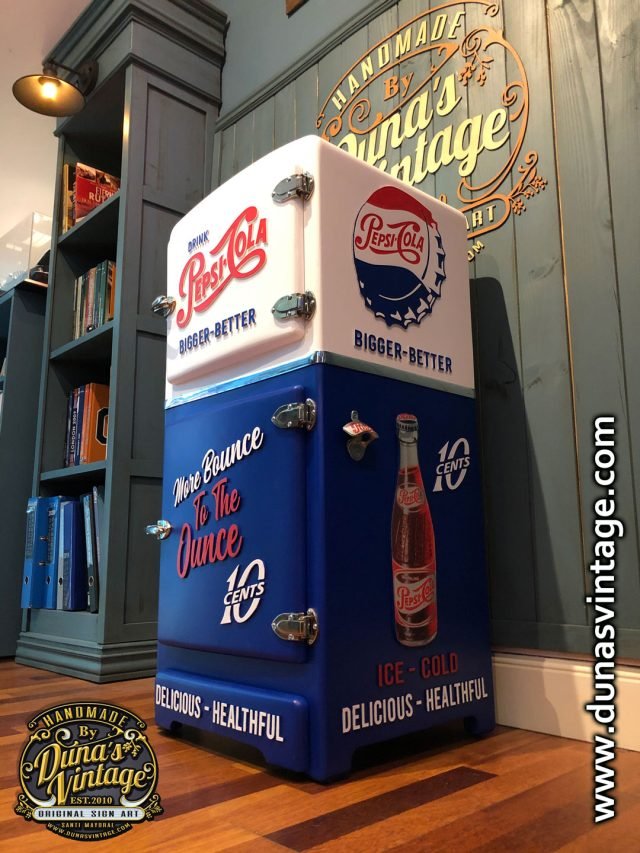 Nevera Personalizada de PEPSI 1950.