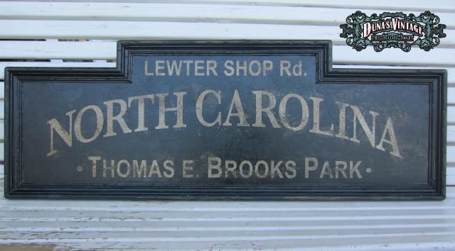 CARTEL DE MADERA NORTH CAROLINA