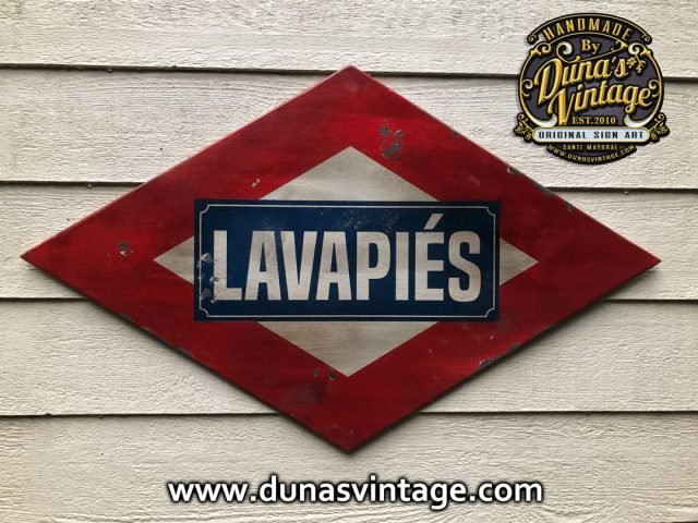 Placa Metro LAVAPIÉS de Madera.