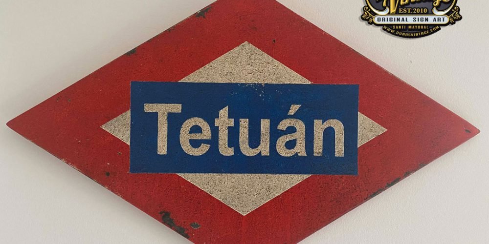 Placa de Madera Metro Madrid, parada Tetuán.