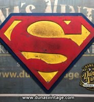 ESCUDO SUPERMAN TAMAÑO 700X540mm