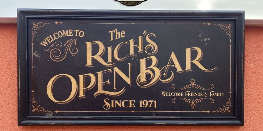 Regalos Originales, Cartel Personalizado  THE RICH´S OPEN BAR.