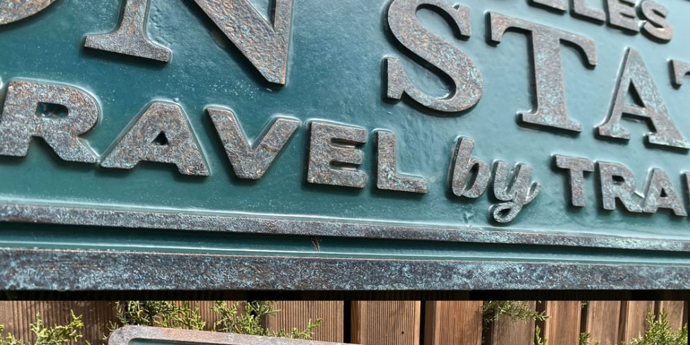 Cartel de Madera  Efecto Cobre Envejecido, UNION STATION LOS ANGELES.