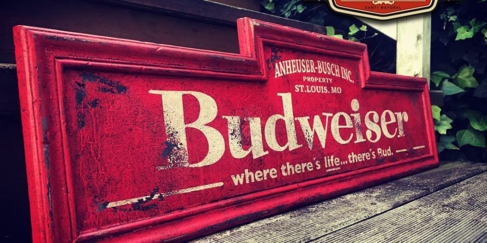 Cartel de Madera Budweiser tamaño 900x260mm.