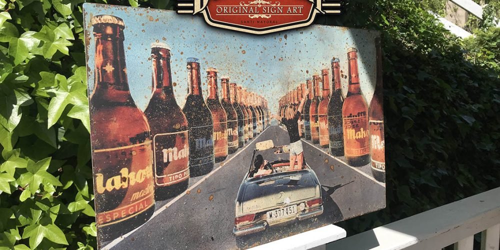 Chapa Metálica Mahou tamaño 60x38cm