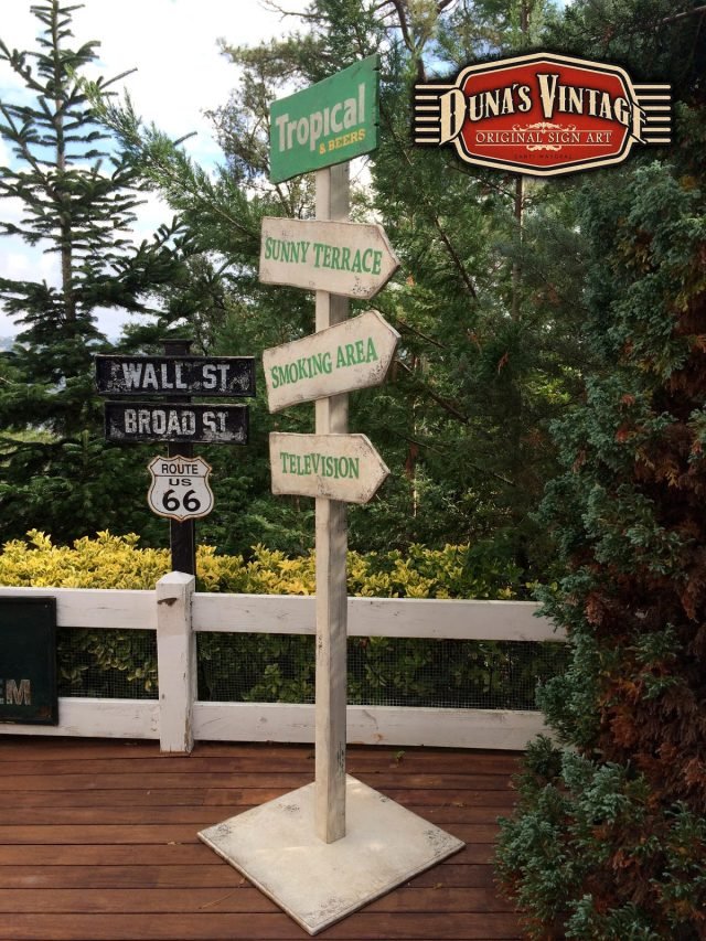 Tropical & Beers Totem, Duna´s Vintage.