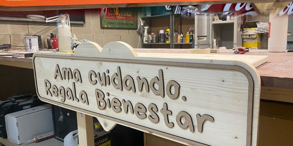 Cartel Expositor de Madera