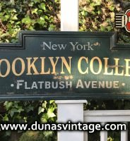 Cartel de Madera BROOKLYN COLLEGE