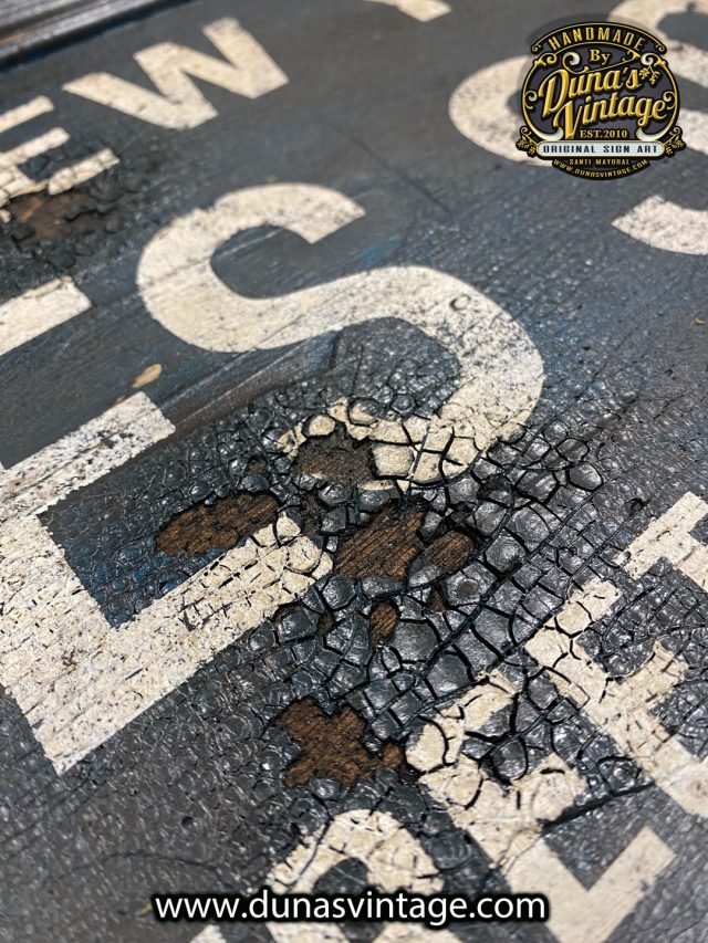 Carteles de Madera Pintados a Mano con Auténtico estilo Vintage