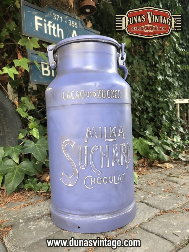 Lechera de Aluminio Milka Suchard Chocolat.