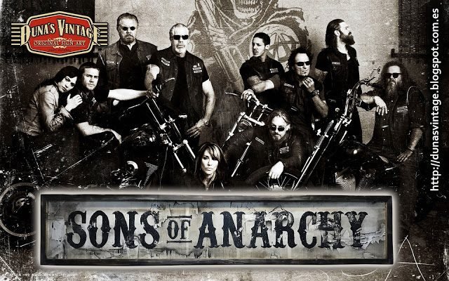 Réplica del cartel en Madera de SONS OF ANARCHY