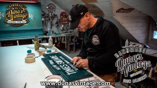 Nuevo Tutorial Duna´s Vintage Academy, Como hacer una Placa de Times Square.