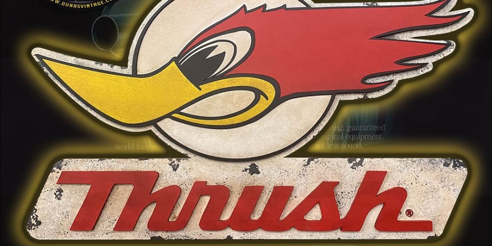 Cartel de Madera en Relieve Thrush Exhaust.