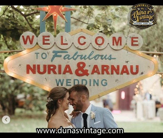 Carteles Personalizados para Tu Boda: Un Detalle Único que Durará para Siempre