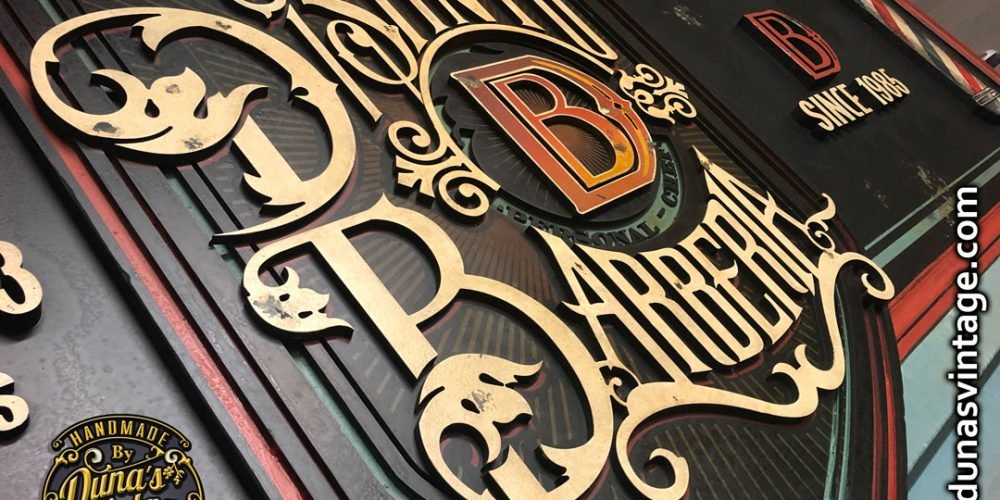 Cartel Distinto Barberia.