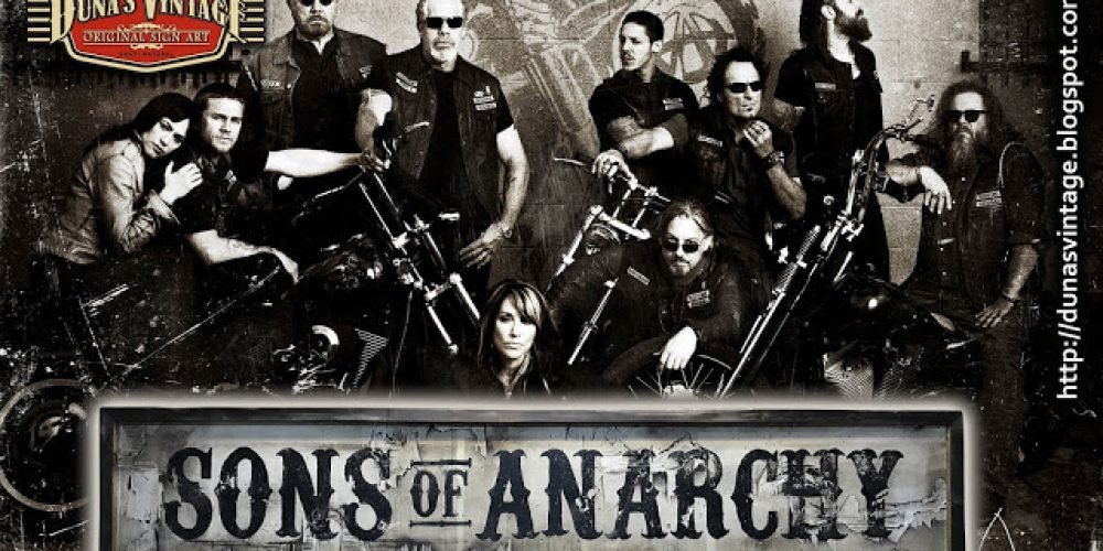 Réplica del cartel en Madera de SONS OF ANARCHY