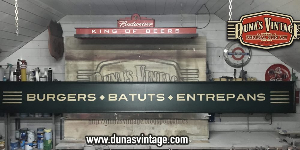 Cartel de Madera Bernie´s Burgers
