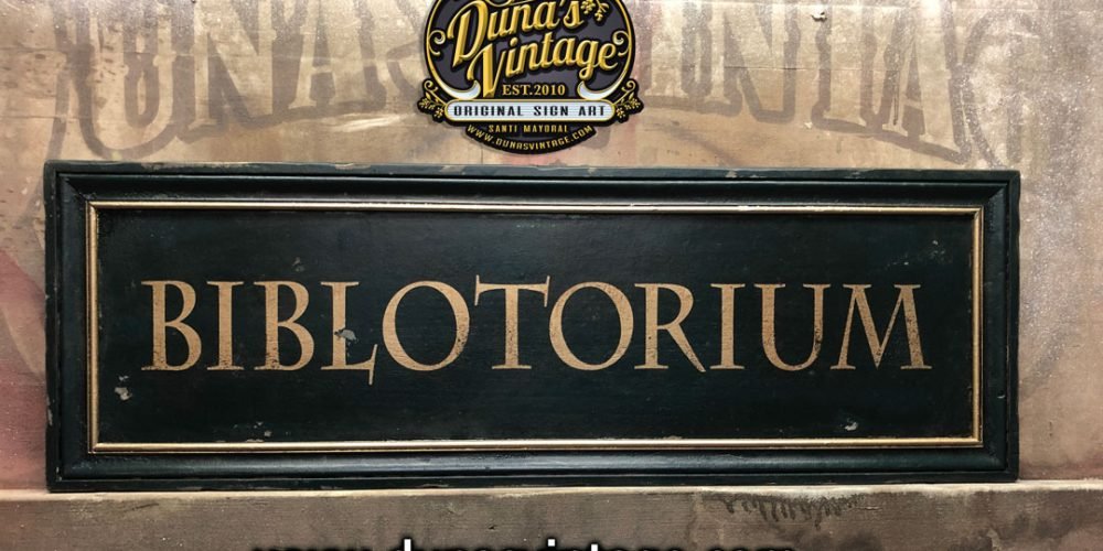 Cartel de Madera BIBLOTORIUM.