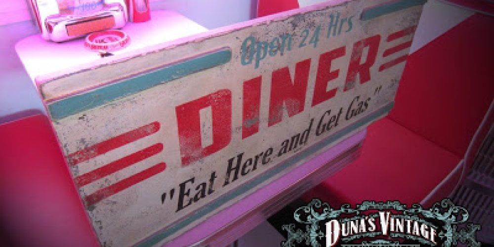 DINER 24 Hrs, Duna´s Vintage. For Sale 125€