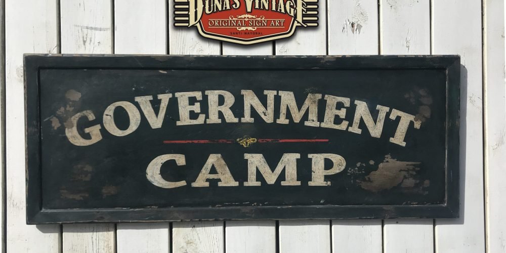 Cartel de Madera GOVERMENT CAMP