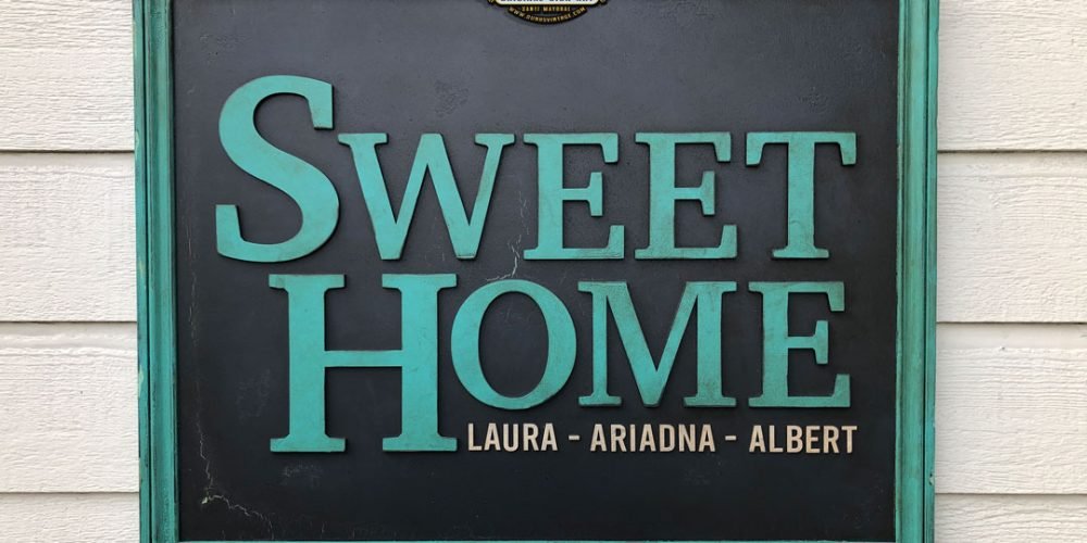 Cartel de Madera SWEET HOME tamaño 700x900mm
