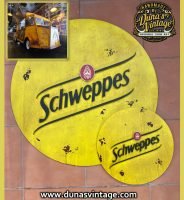 Carteles de Madera efecto Óxido Schweppes.