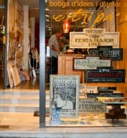 ESCAPARATE TIENDA ESTRIPA´M EN SABADELL